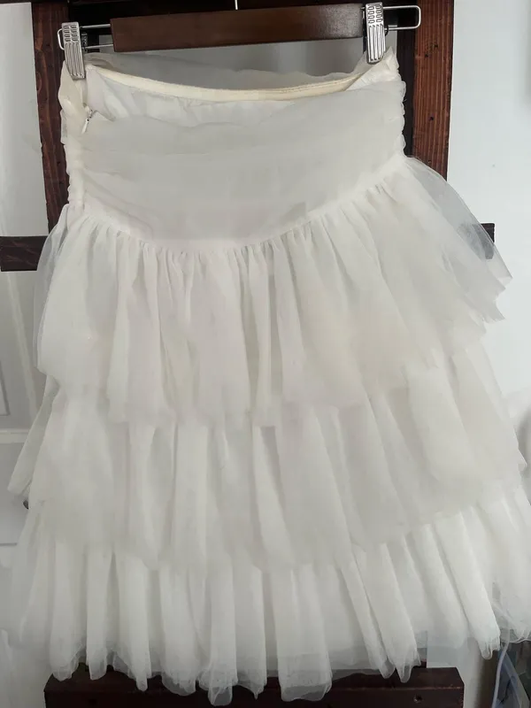 Beginning Boutique Hoco Dress - Image 2