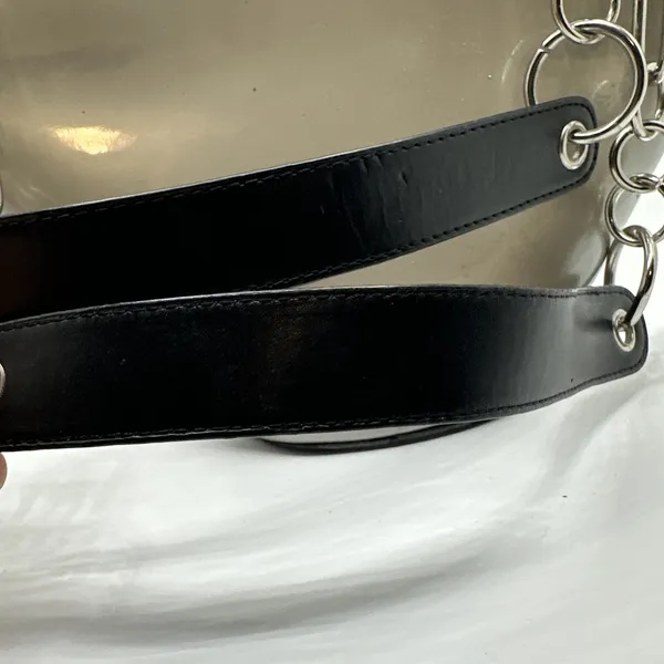 Sono London Tokyo Paris Grey Patent Fan Shaped Chain Shoulder Bag - Image 5