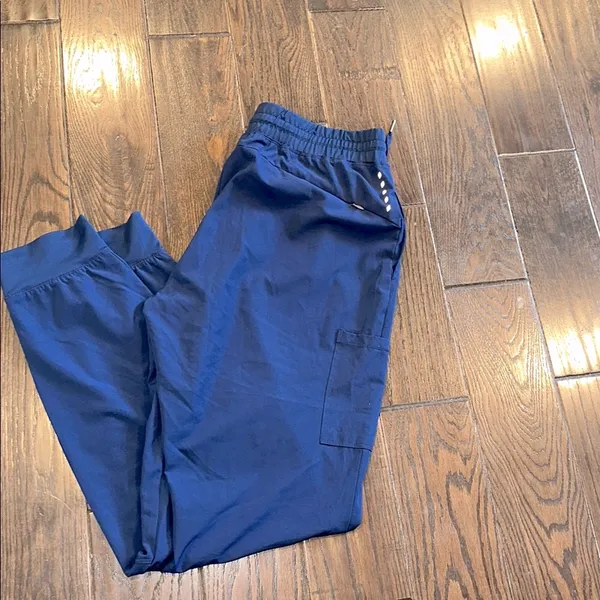 Barco Uniforms Navy Blue nurses scrubs Joggers size large tall - Image 2