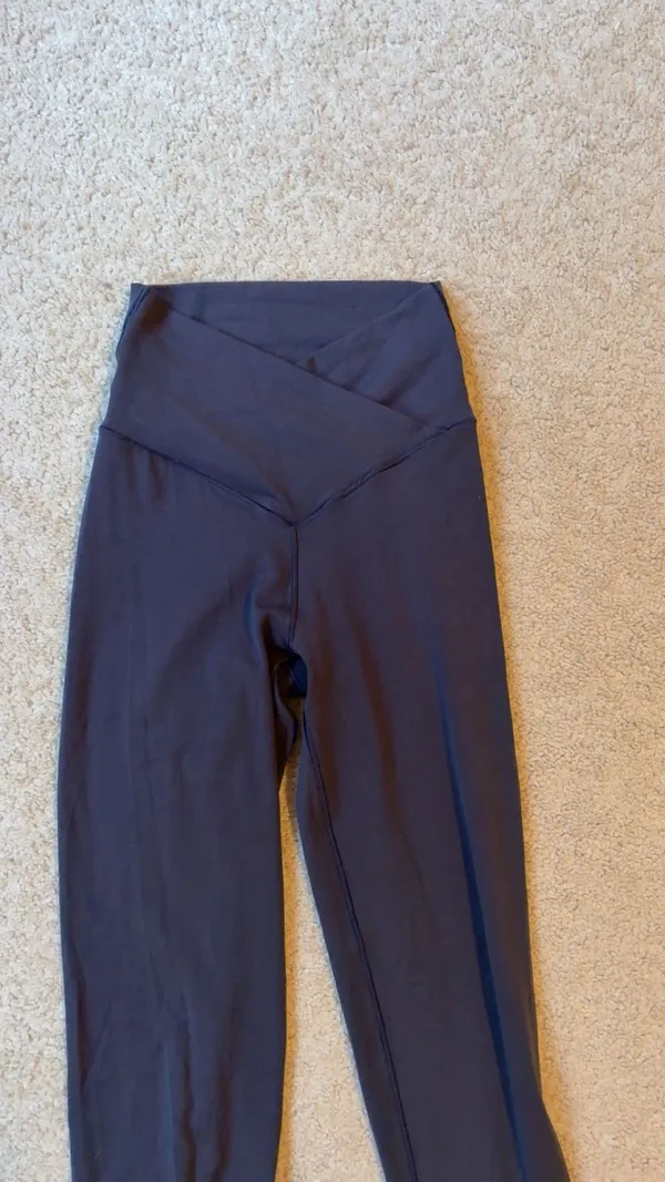 Aerie Crossover Leggings - Image 3