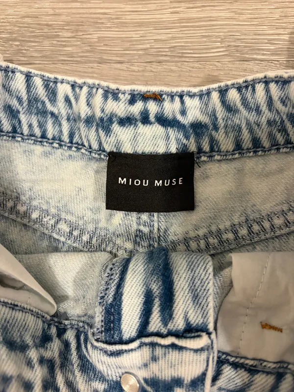 Miou Muse Color Combo Barrel Jeans in Blue - Image 7