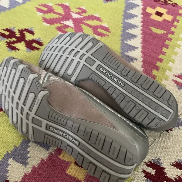 Skechers Biker’s Lite Slip On Comfort Sneakers (Sz 9) Silver Suede - Image 5