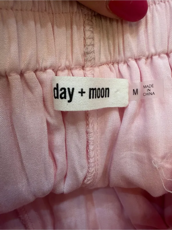 Day + Moon Pink Tiered Lace Mini Skirt - Image 3