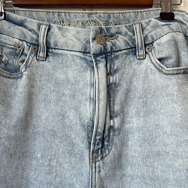 Women’s American Eagle jeans - Image 2