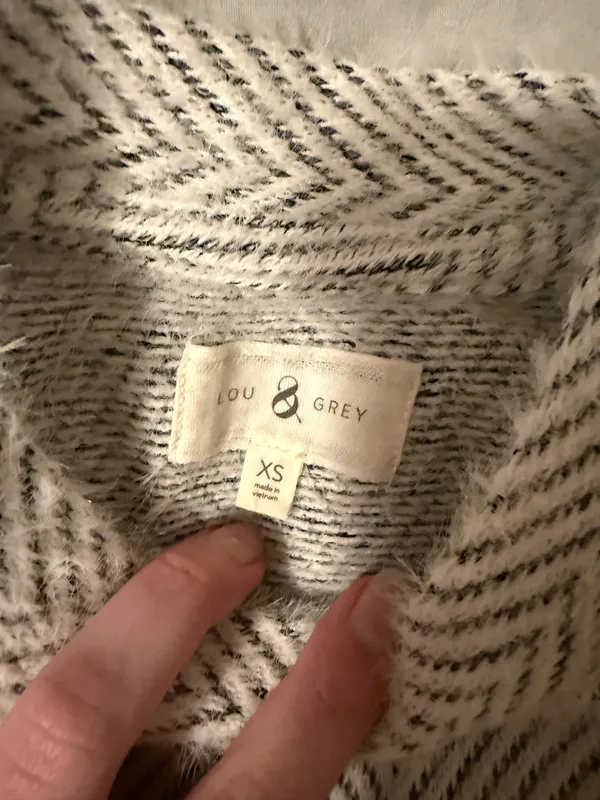 Lou Grey sweater vest - Image 2