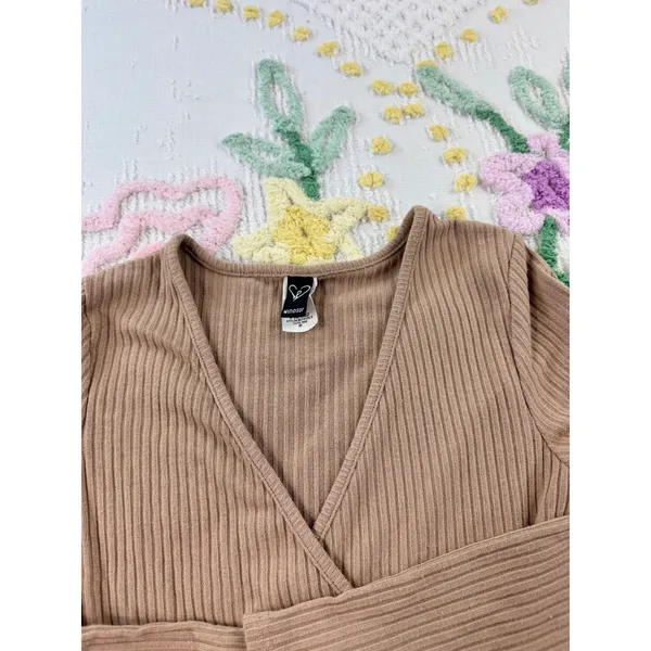 Windsor Wrap Top Ribbed Long Sleeve Tie Front Crop Top Beige Size M - Image 4