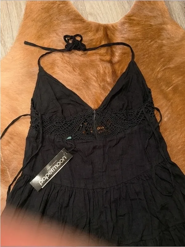 Papermoon Black Boho Halter Dress Size Medium NWT Crochet Ruffle - Image 7