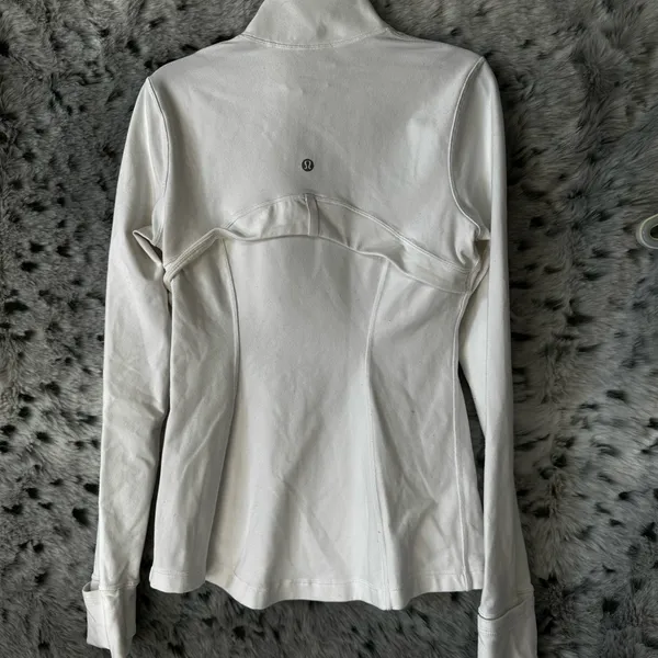 3.  Lululemon Define Jacket *Luon sz 6 euc white - Image 5