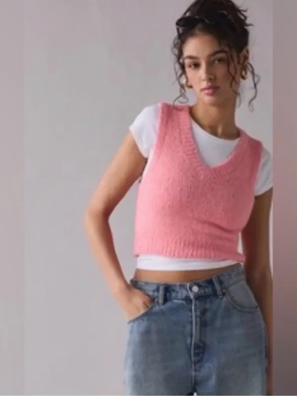 Urban Outfitters BDG Dealer V-Neck Cropped Sweater Vest. NWT. - Image 2