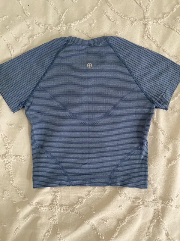 Lululemon top  - Image 5