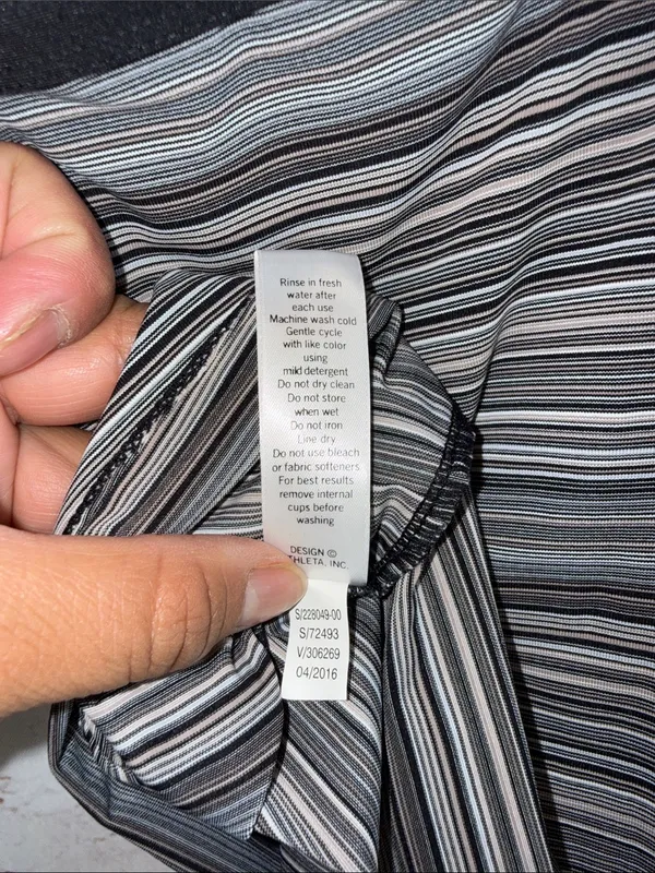 Athleta L Tankini Top Veracruz Stripe Gray Black swim padded adjustable straps - Image 7
