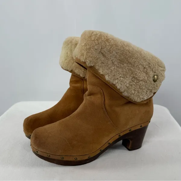 UGG Lynnea Fold Over Suede Shearling Clog Boot‎ in Brown Size 7 - Image 4