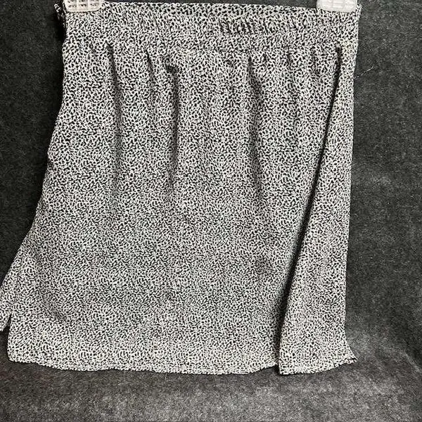 Womens Black and White‎ Mini Skirt, Above Knee Length, Casual, Lightweight - Image 2