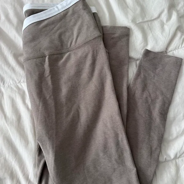 Beyond Yoga spacedye tan leggings - Image 7