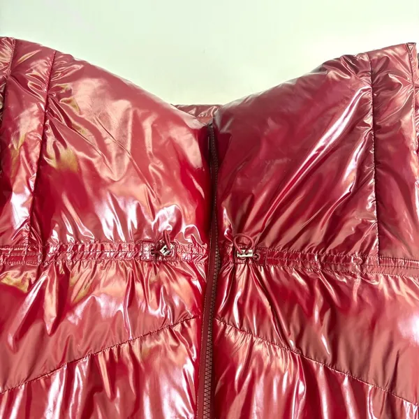 Alo Yoga Stunner Puffer Jacket Cranberry Red Winter Insulated Glossy Oversized - Image 11