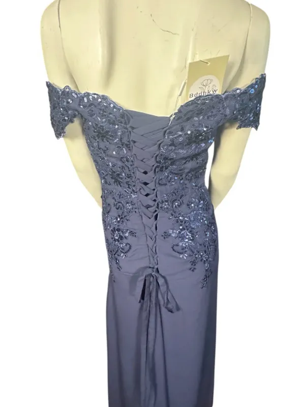 Bddhkw Off the Shoulder Sequined Formal Gown Navy Size 4 NWT - Image 5