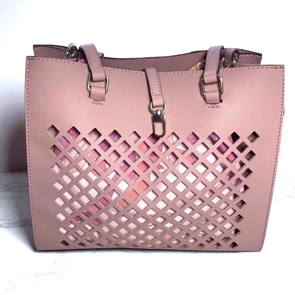Trina Turk Pink Lattice Handbag with Floral Liner – summer bag - Image 2