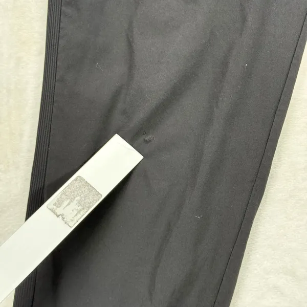 Athleta Trekkie North Jogger Pants Black Stretch Travel Hiking Size‎ 6 flaw - Image 6