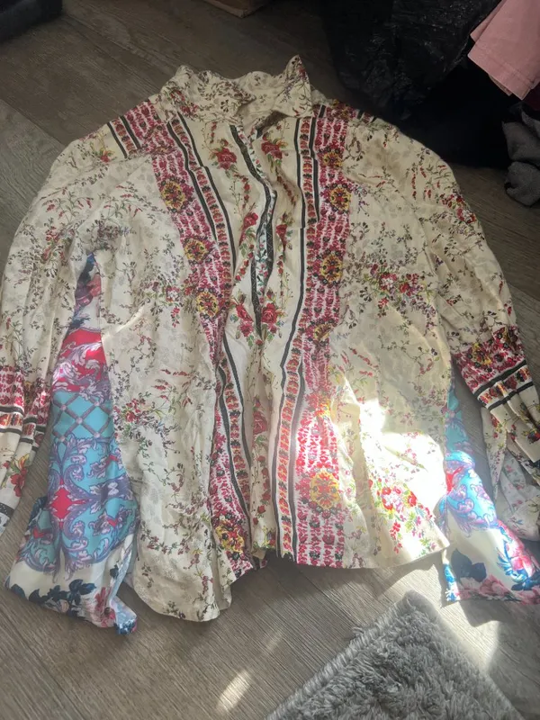 Anthropologie Cyrena Mixed Floral Print High Lo Button Down Linen Blend Top L - Image 7