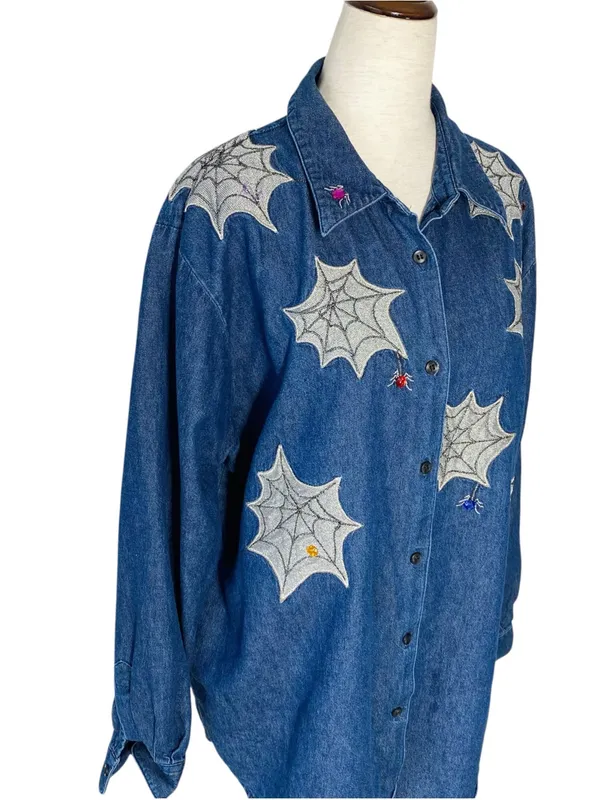 VINTAGE KAREN SCOTT Embroidered Spiderweb Denim Shirt - Image 3