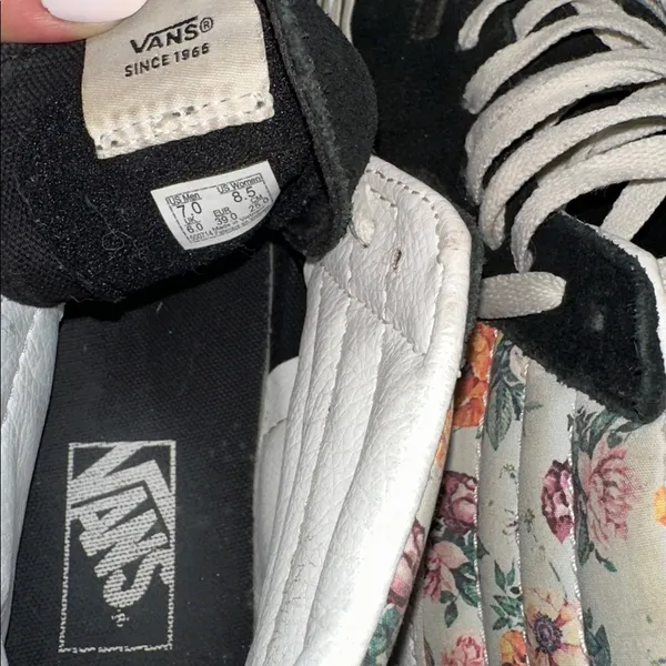 Unisex Vans Black and White High-Top Shoes - Image 4