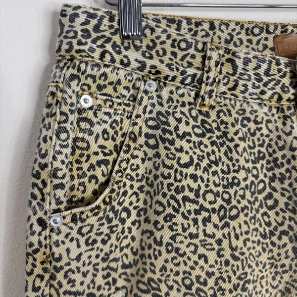 POL Jeans Womens 30 Medium Beige High Rise Crop Relaxed Leopard Distressed Denim - Image 4