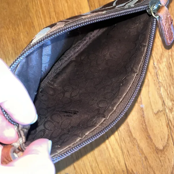 Coach Signature Multi Pouch Makeup Cloth Leather Beige Brown - Strap is missing - Image 3
