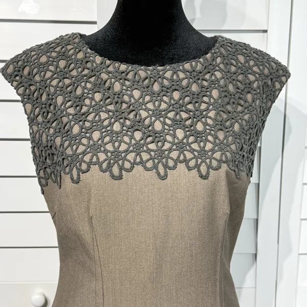 Jones New‎ York Dress Womens 4 Taupe Brown Crochet Lace Yoke Sheath Cap Sleeve - Image 4