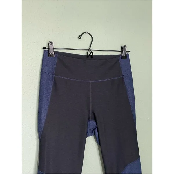 Outdoor Voices Two Tone Paneling Legging Size Medium Black Navy Compression - Image 4