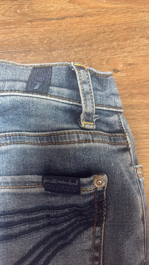 Seven7 Jeans High-Rise Wide-Leg Medium Wash - Image 4
