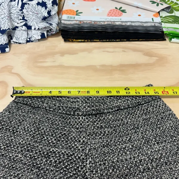 NWT Zulu & Zephyr Black Marle Knit Shorts Minimalist Pull On Mini Sz‎ 8 - Image 7