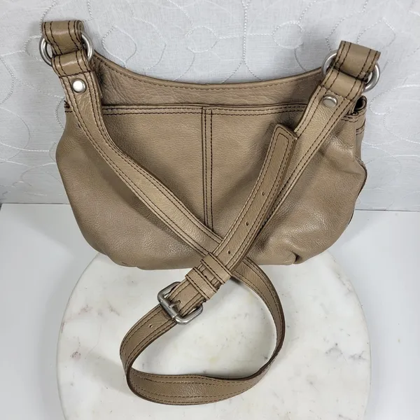 Fossil Maddox Leather Saddle Bag Taupe Tan Shoulder Turn Lock Flap Crossbody Y2K - Image 9