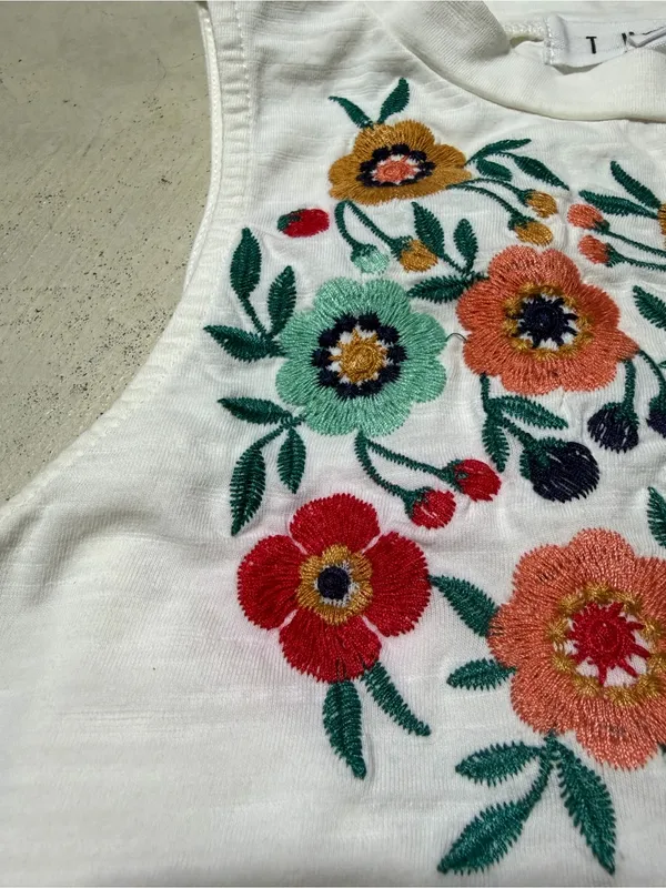 THML White Floral Embroidered Tank top XS - Image 5
