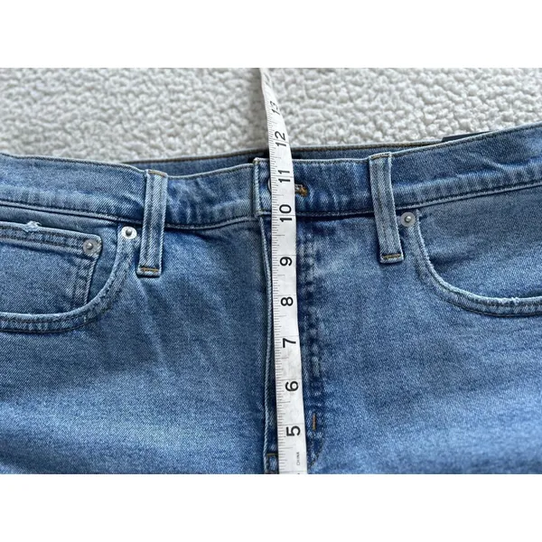 J Crew $118 Essential Straight Leg Jeans Medium Blue Raw Hem Size 30 CD679 - Image 8