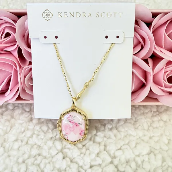 Kendra Scott x LoveShackFancy Daphne Gold Locket Necklace - Image 4