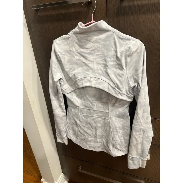Lululemon Define jacket in Incognito Camo Jacquard Alpine White Womens 8 - Image 4