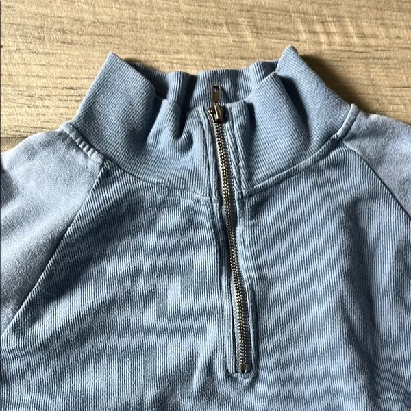 La Hearts Blue Cropped Mock Neck Jacket - Image 4