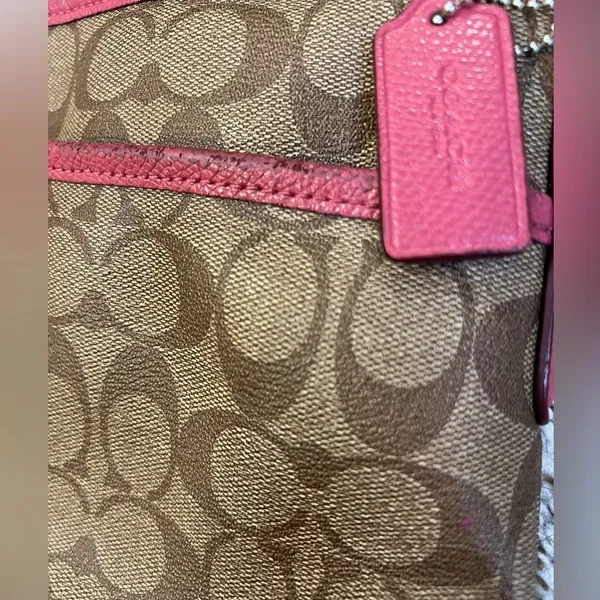 Coach Signature Logo All Over Pattern Crossbody Leather Beige Pink - Image 5