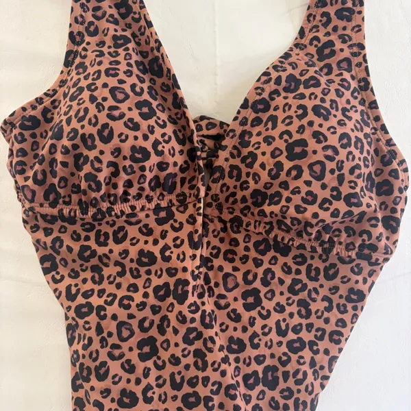 Shade & Shore Leopard‎ Print One Piece Swimsuit V-Neck Keyhole Brown Small 4-6 - Image 10