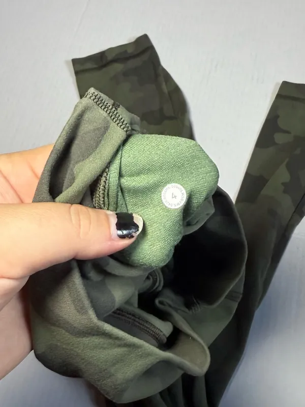 Lululemon Align Camo Green Twill Multi Leggings 25" - Image 5