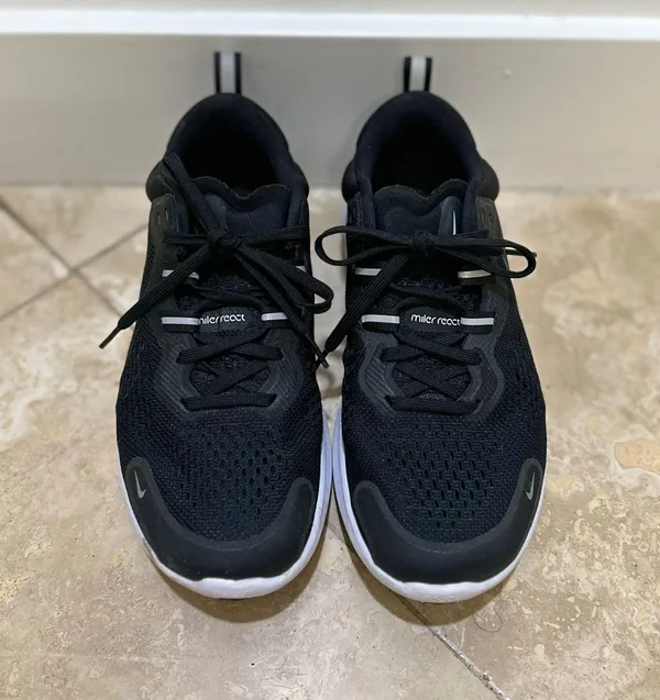 Nike Shoes - Image 2