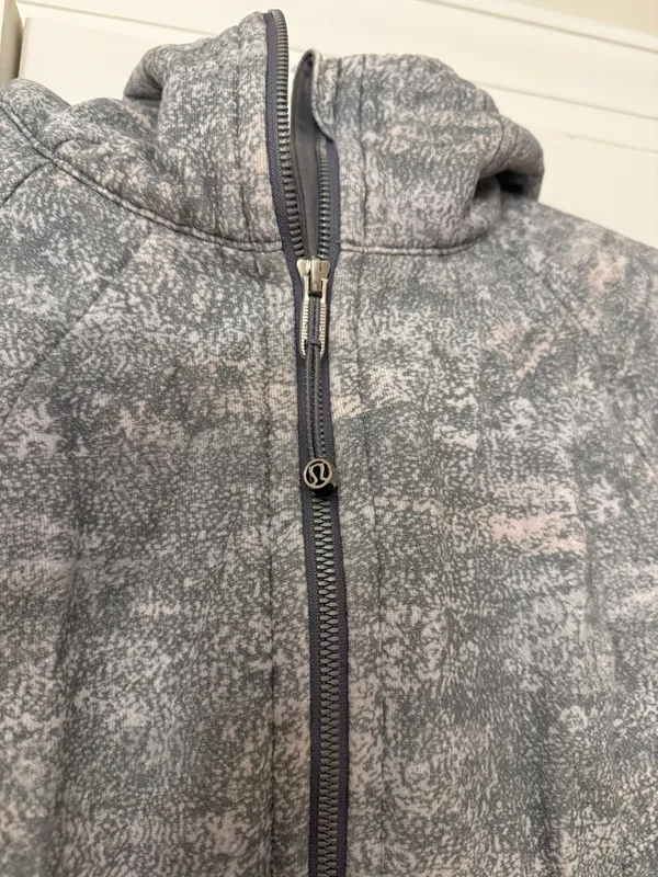 Lululemon Jacket Full-Zip - Image 3