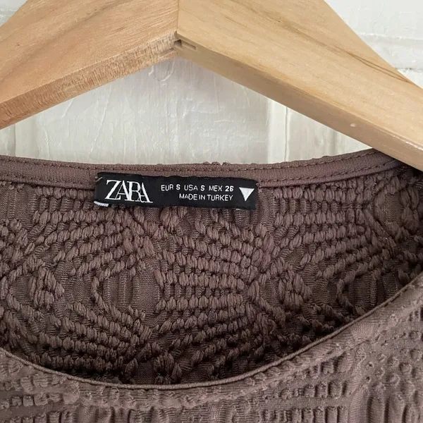 Zara Textured Pointelle‎ Brown Long Sleeve Cropped Top - Image 7