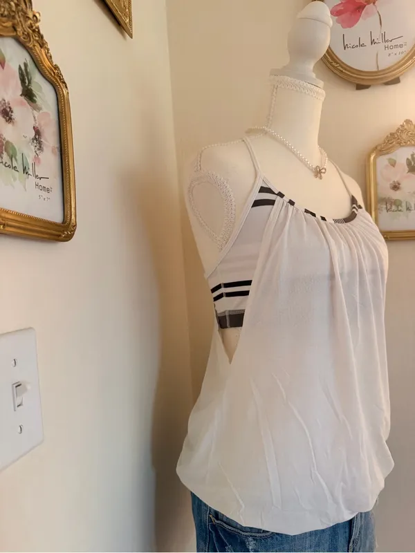 lululemon athletica White Sleeveless Pleated Cami with Black Trim - Image 2