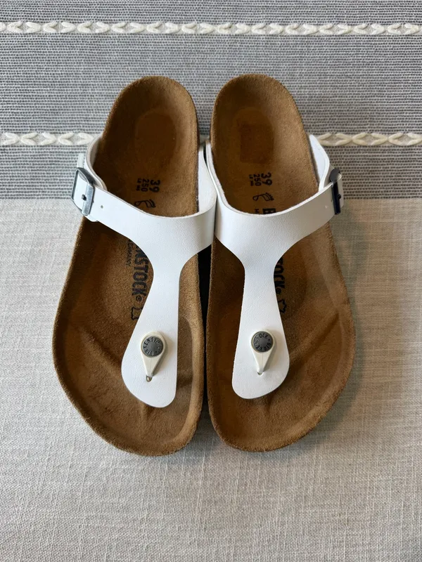Birkenstock Gizeh Thong Sandals White Women’s Size 39 - Image 5
