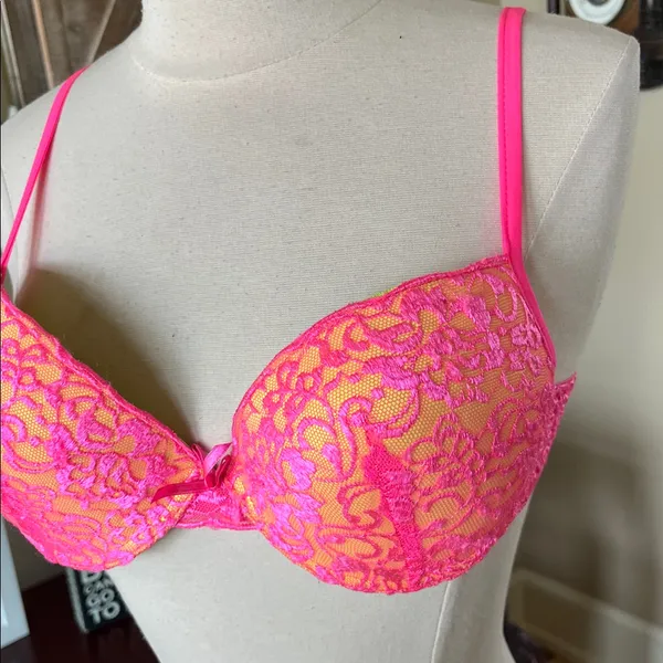 Bright Pink Lace Push Up Bra Women’s 34B - Image 6