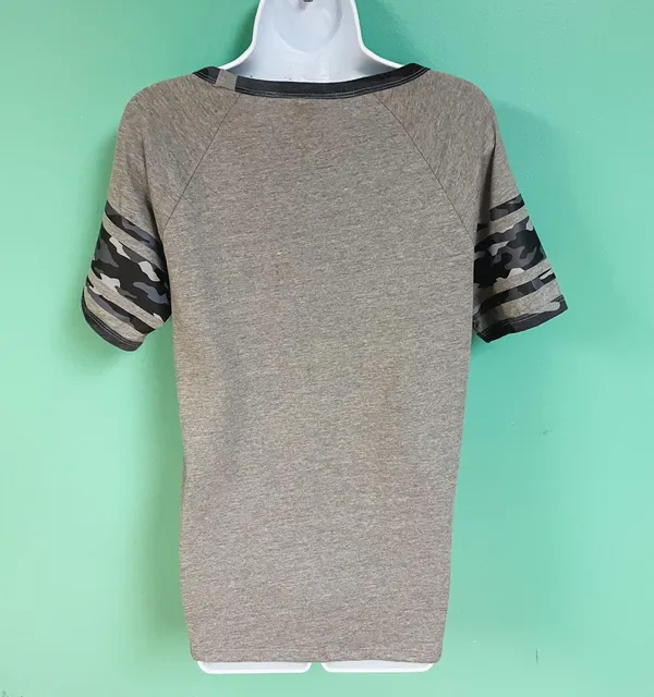 Victoria's Secret PINK Gray Camo Short Sleeve Tee - Image 5