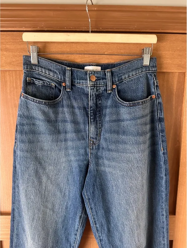 Evereve Ever Vintage Barrel Jeans Bowed Leg High Rise Dark Blue Women’s size 28 - Image 2