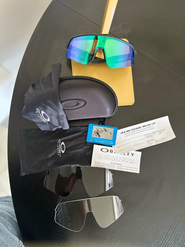 Oakley Sunglasses unisex - Image 5