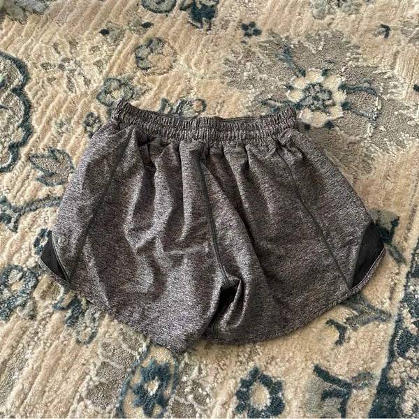 Lululemon Hotty Hot Short II Long 4" Heather Lux Multi Black - Image 6